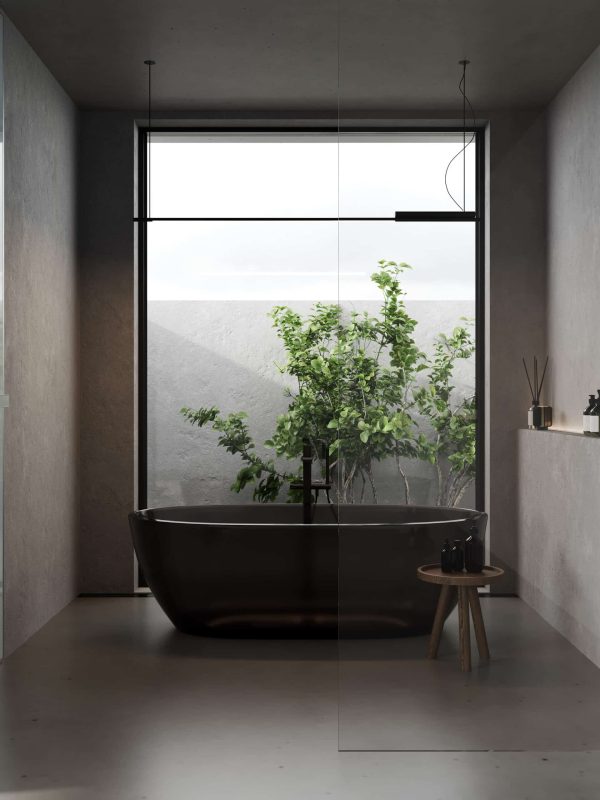 Intérieur de salle de bain minimaliste avec baignoire et mur de plâtre décoratif, étagère avec décoration et accessoires de bain, plomberie neuve
